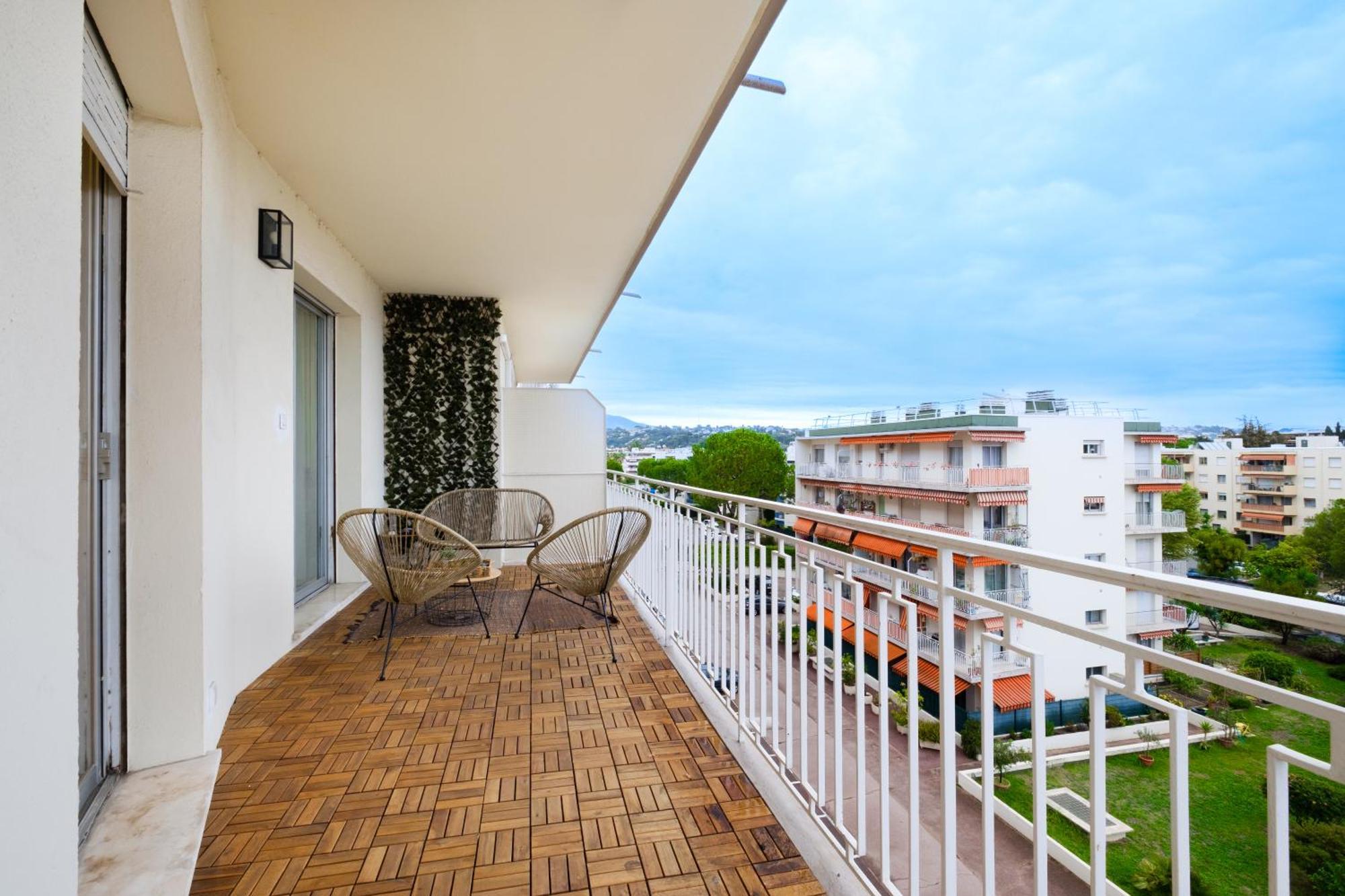 케인즈수르메르 Le Millesime ~ Vue ~ Balcon ~ Parking 아파트 외부 사진