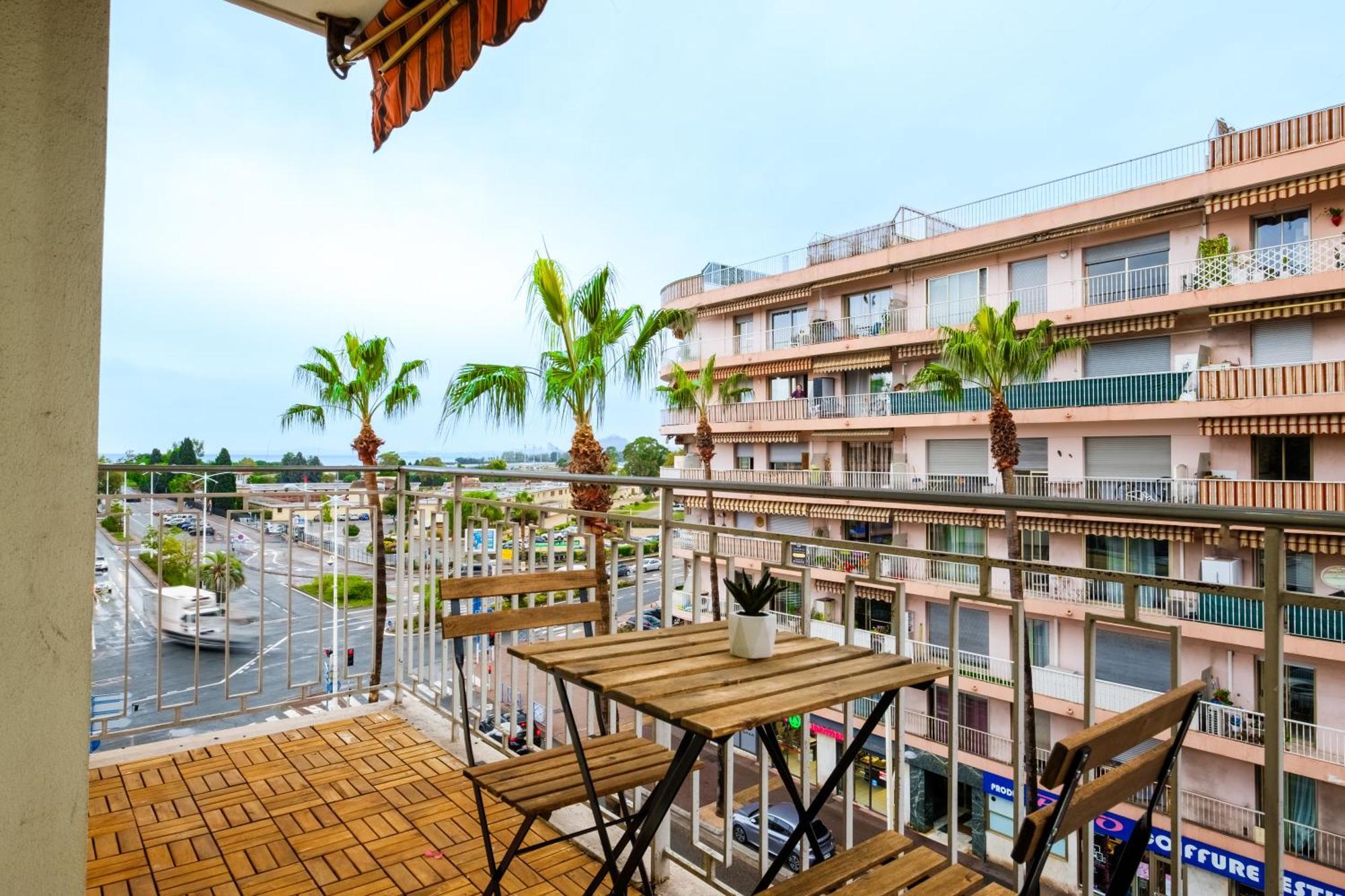 케인즈수르메르 Le Millesime ~ Vue ~ Balcon ~ Parking 아파트 외부 사진